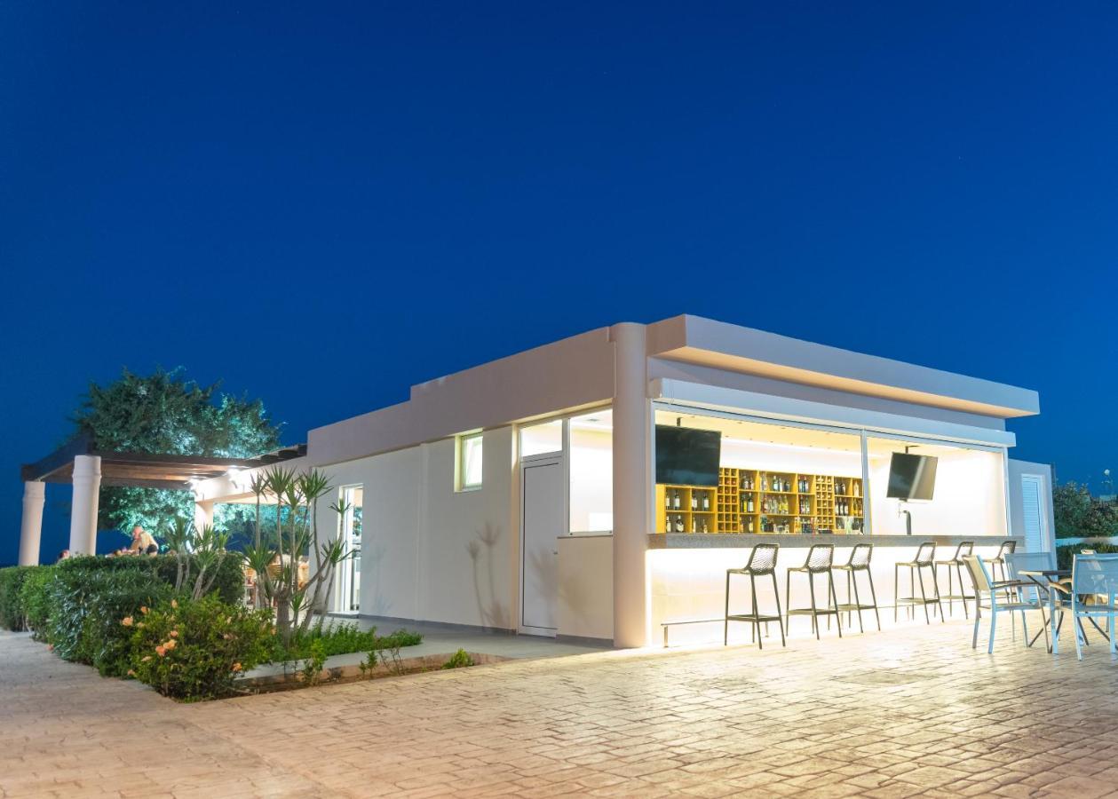 Amaryllis Front Beach Hotel لاردوس المظهر الخارجي الصورة