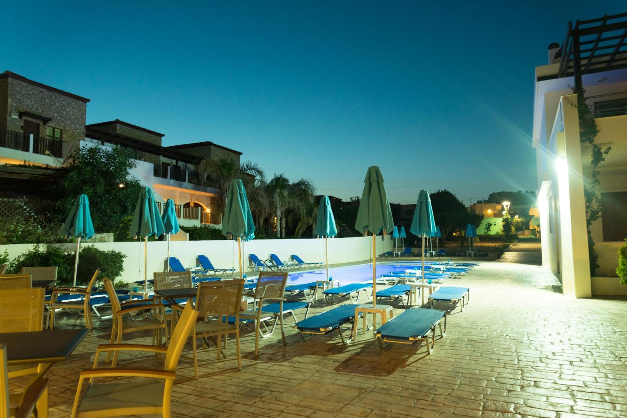 Amaryllis Front Beach Hotel لاردوس المظهر الخارجي الصورة