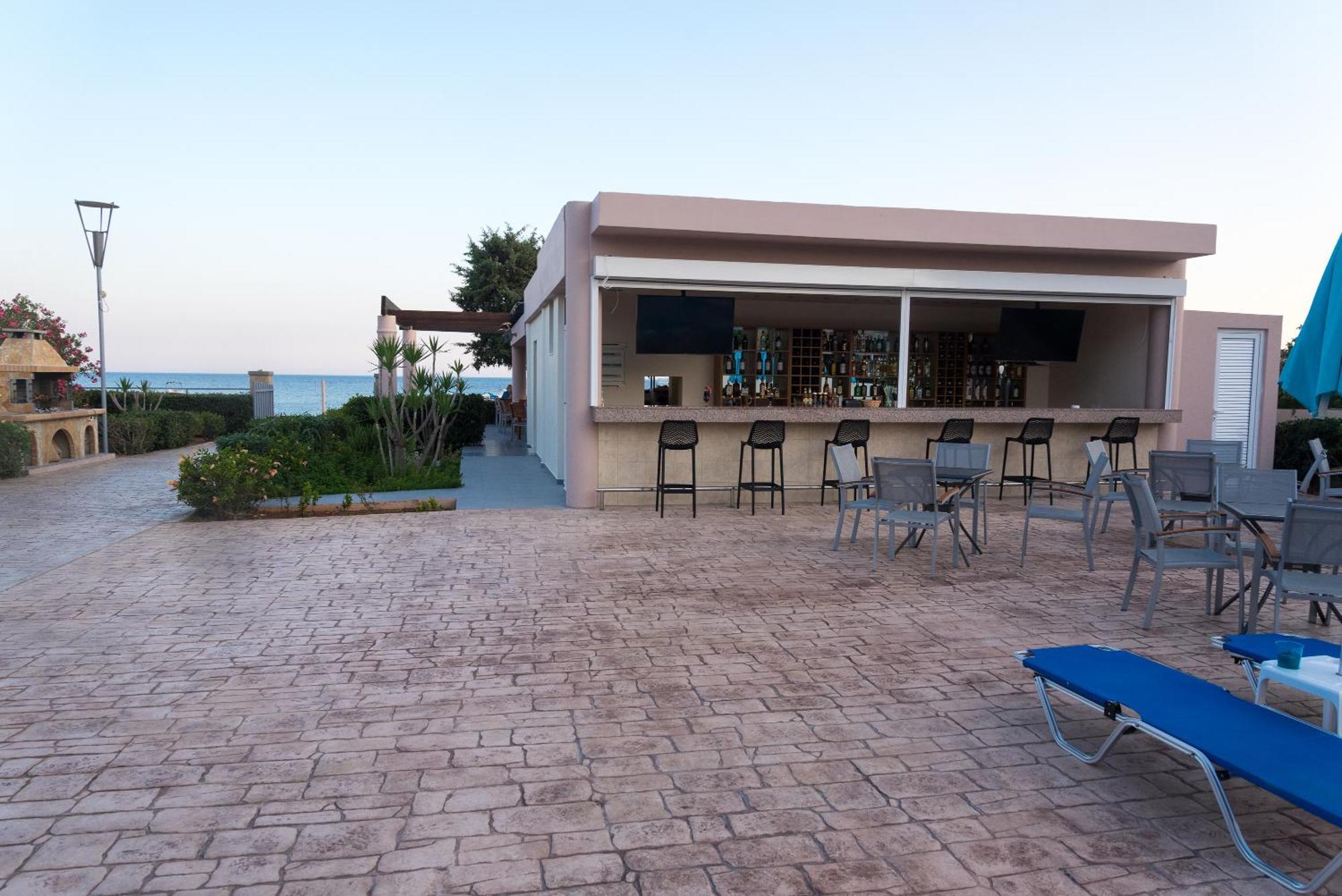 Amaryllis Front Beach Hotel لاردوس المظهر الخارجي الصورة