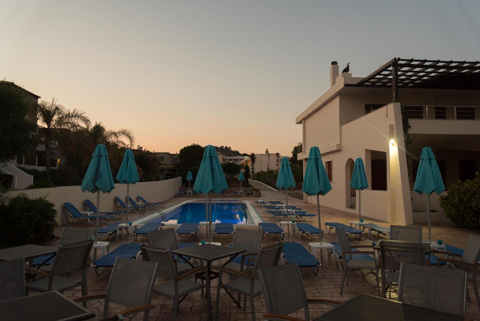 Amaryllis Front Beach Hotel لاردوس المظهر الخارجي الصورة