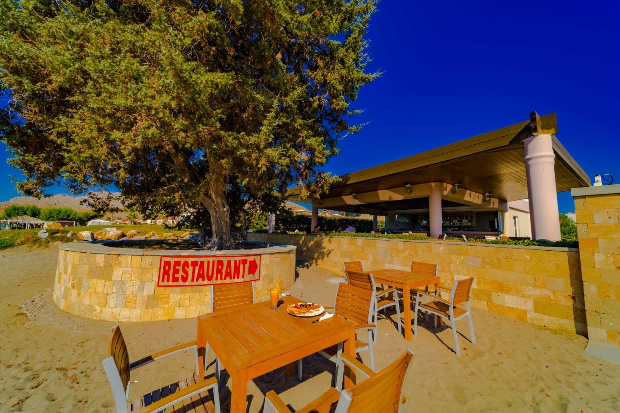 Amaryllis Front Beach Hotel لاردوس المظهر الخارجي الصورة