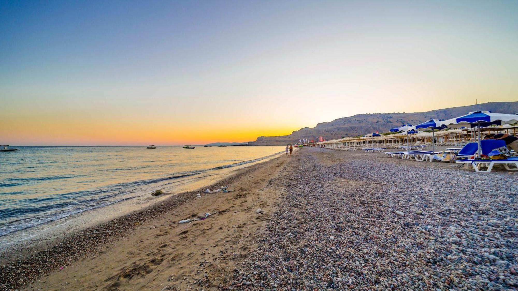 Amaryllis Front Beach Hotel لاردوس المظهر الخارجي الصورة