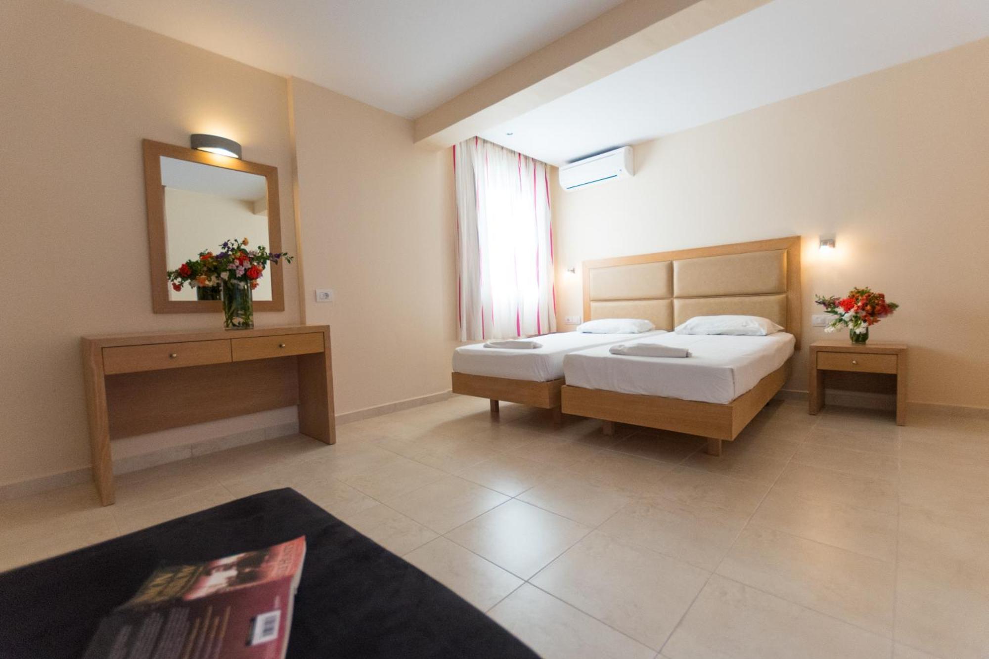 Amaryllis Front Beach Hotel لاردوس المظهر الخارجي الصورة